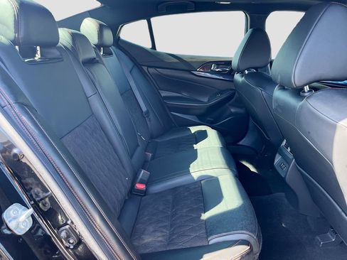 Used 2023 Nissan Maxima SR w/ Sport Mat Group FWD image 29