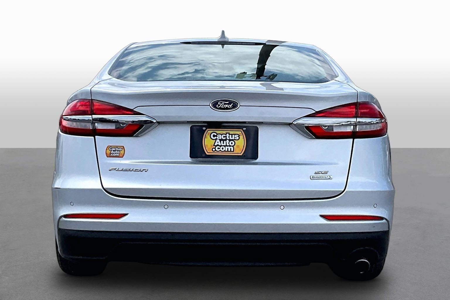 Used 2019 Ford Fusion SE FWD image 4