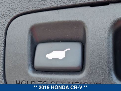 Used 2019 Honda CR-V Touring image 14