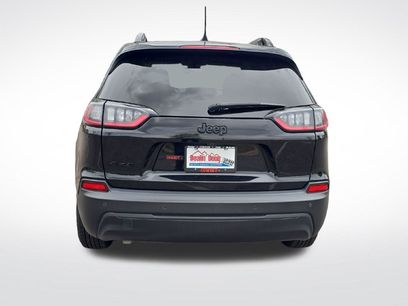 Used 2023 Jeep Cherokee Altitude Lux