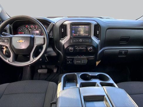 Used 2021 Chevrolet Silverado 2500 Custom w/ Custom Value Package AWD/4WD image 16