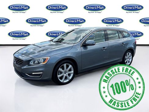 Used 2017 Volvo V60 T5 Premier w/ Convenience Package FWD image 3