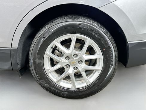 Used 2024 Chevrolet Equinox LT FWD image 28