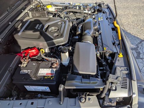 Used 2020 Jeep Wrangler Unlimited Sahara AWD/4WD image 45