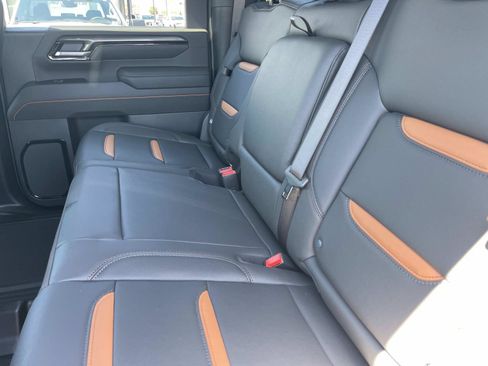 New 2026 GMC Sierra 2500 AT4 w/ AT4 Premium Plus Package AWD/4WD image 25
