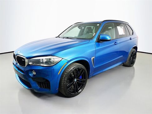 Used 2018 BMW X5 M w/ Executive Package image 3