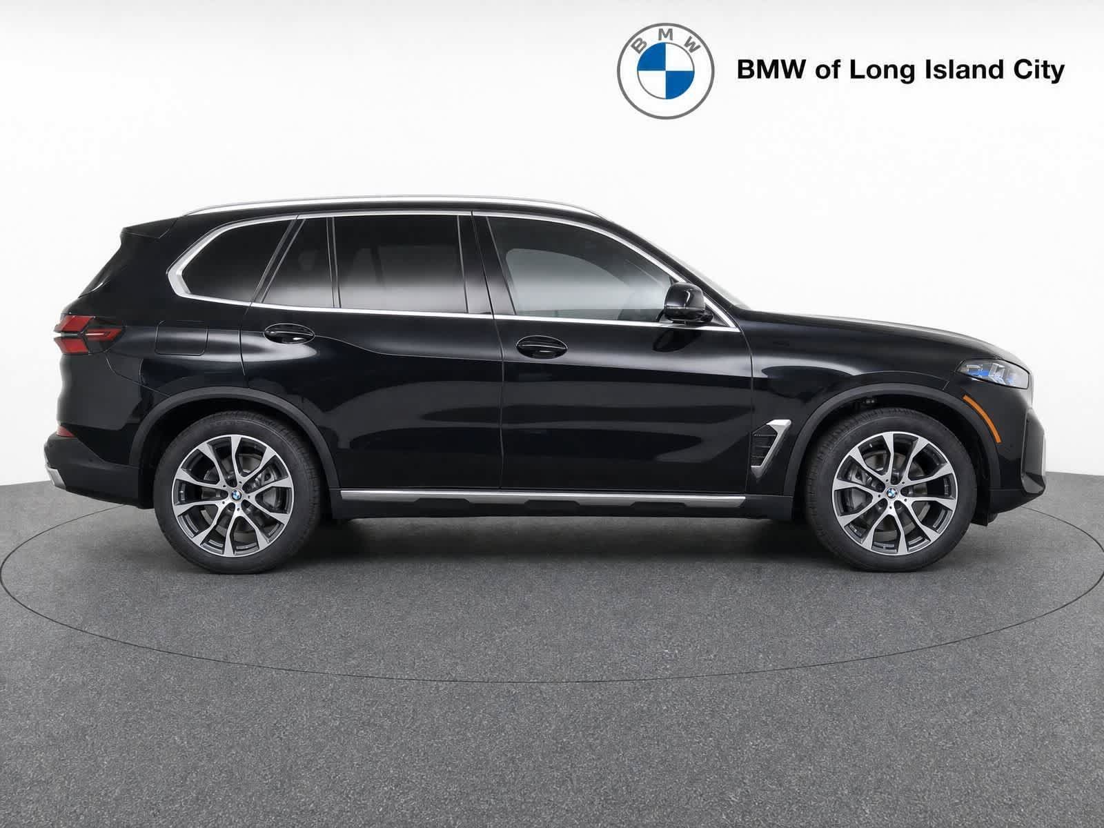 New 2026 BMW X5 xDrive40i w/ Climate Comfort Package AWD/4WD image 8