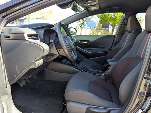 Used 2023 Toyota Corolla SE image 9