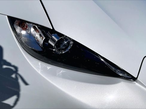 Used 2019 MAZDA MX-5 Miata Grand Touring image 24