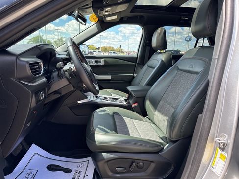 Used 2023 Ford Explorer Timberline w/ Timberline Technology Package image 4