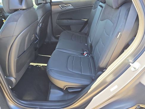 New 2026 Kia Sportage SX AWD/4WD image 17
