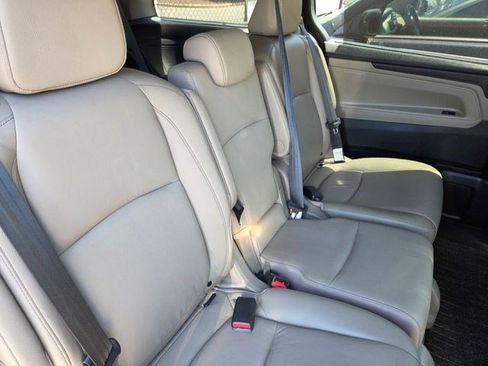 Used 2022 Honda Odyssey Touring image 11