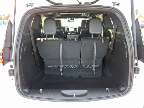 New 2026 Chrysler Pacifica Limited image 22