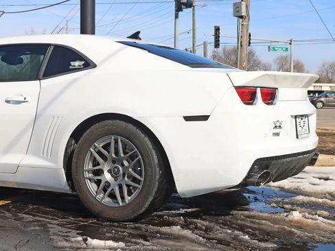 Used 2011 Chevrolet Camaro SS w/ RS Package image 11