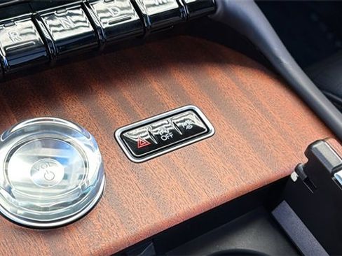 New 2025 Lincoln Navigator L Black Label image 32