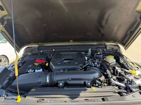 New 2025 Jeep Wrangler Rubicon w/ Convenience Group image 24