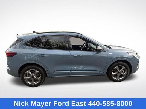 Used 2023 Ford Escape ST-Line w/ Tech Pack #1 AWD/4WD image 9