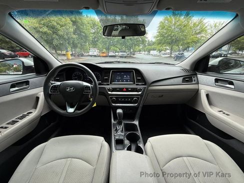 Used 2019 Hyundai Sonata SE FWD image 16