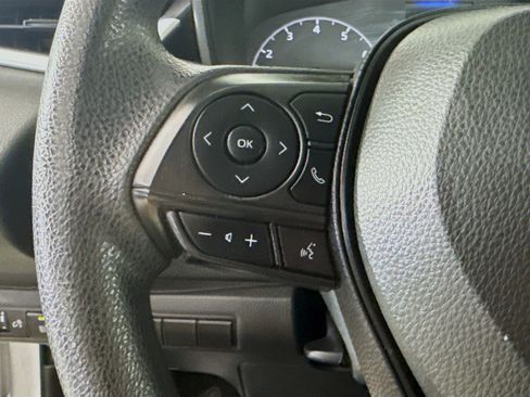 Used 2023 Toyota Corolla LE FWD image 14