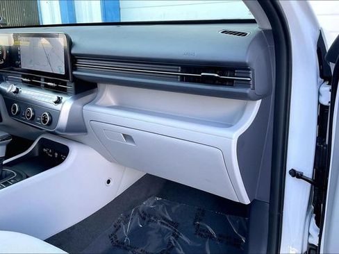 Certified 2026 Hyundai Kona SE FWD image 16