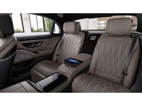 New 2026 Mercedes-Benz S 63 AMG S image 5