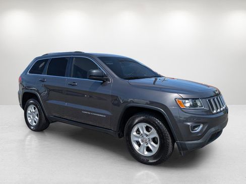 Used 2015 Jeep Grand Cherokee Laredo w/ Quick Order Package 23E image 3