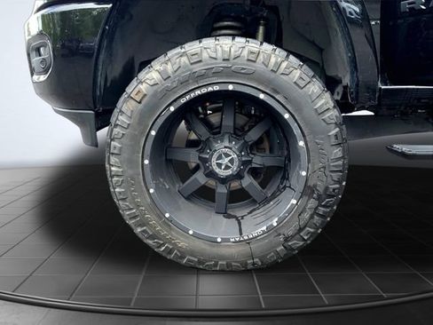 Used 2022 RAM 2500 Limited AWD/4WD image 17