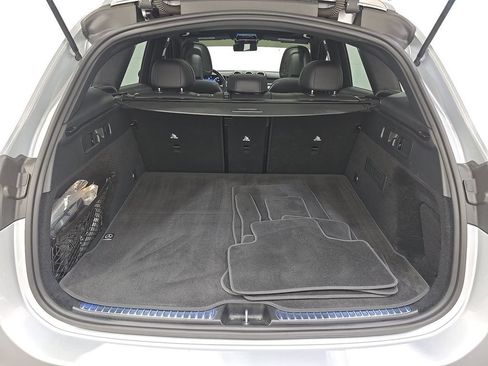 Used 2024 Mercedes-Benz GLC 300 w/ AMG Line image 16