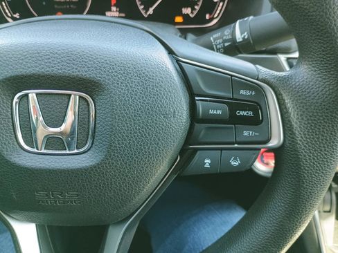 Used 2018 Honda Accord LX image 18