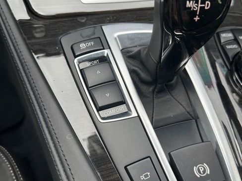 Used 2015 BMW 550i Sedan image 10