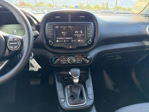 Certified 2023 Kia Soul LX FWD image 25