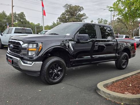 Used 2023 Ford F150 XLT RWD image 7