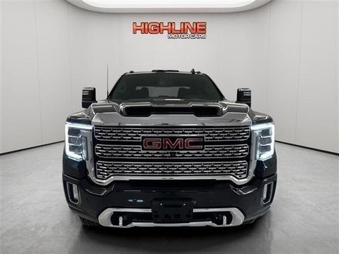 Used 2021 GMC Sierra 3500 Denali w/ Denali Ultimate Package AWD/4WD image 2
