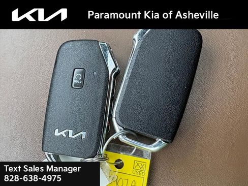 Certified 2022 Kia Telluride SX w/ SX Prestige Package AWD/4WD image 27