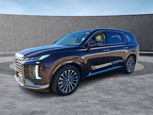 Used 2024 Hyundai Palisade Calligraphy image 5