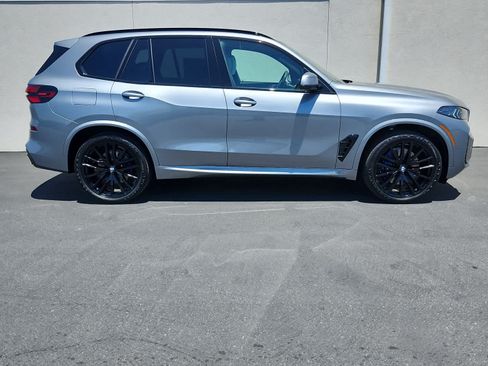 New 2026 BMW X5 sDrive40i w/ M Sport Package RWD image 3