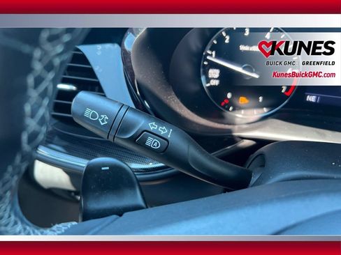 Used 2023 Buick Envision Preferred FWD image 17