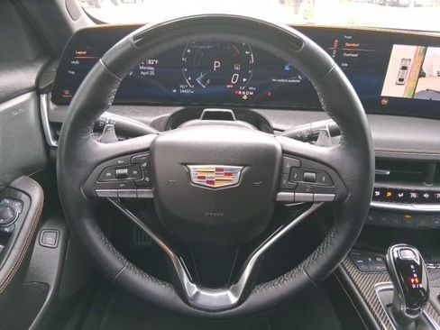 Used 2025 Cadillac CT5 Sport image 10