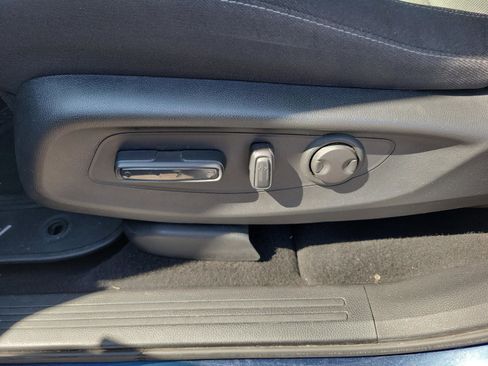 Certified 2024 Honda CR-V EX image 17