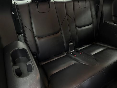 Used 2019 MAZDA CX-9 Touring FWD image 47