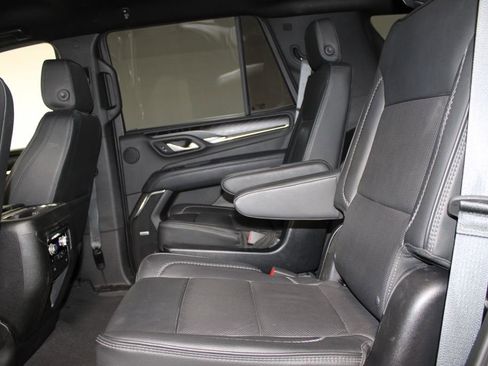 Used 2024 GMC Yukon Denali image 21