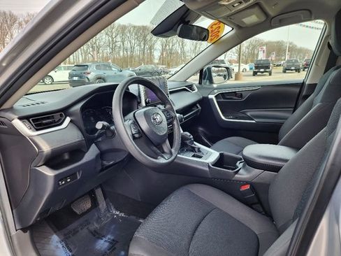Used 2023 Toyota RAV4 LE image 20