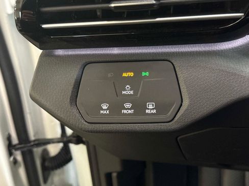 New 2026 Volkswagen ID.4 Pro image 30