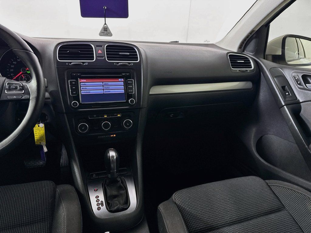 Used 2013 Volkswagen Golf TDI FWD image 26