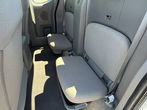 Used 2015 Nissan Frontier S RWD image 14