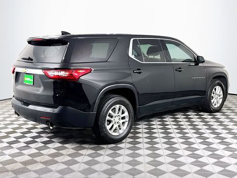 Used 2018 Chevrolet Traverse LS FWD image 10