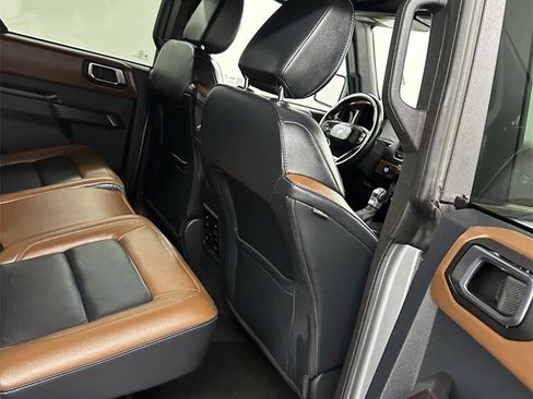 Used 2024 Ford Bronco Outer Banks image 33