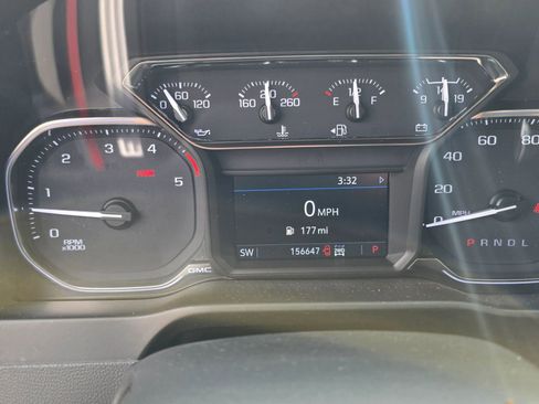 Used 2021 GMC Sierra 3500 SLT w/ SLT Convenience Package image 18