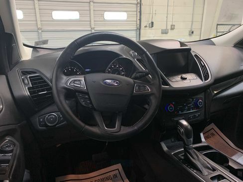 Used 2019 Ford Escape SE image 4