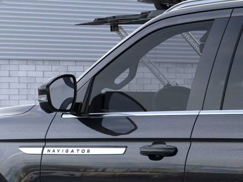 New 2026 Lincoln Navigator L Premier image 20